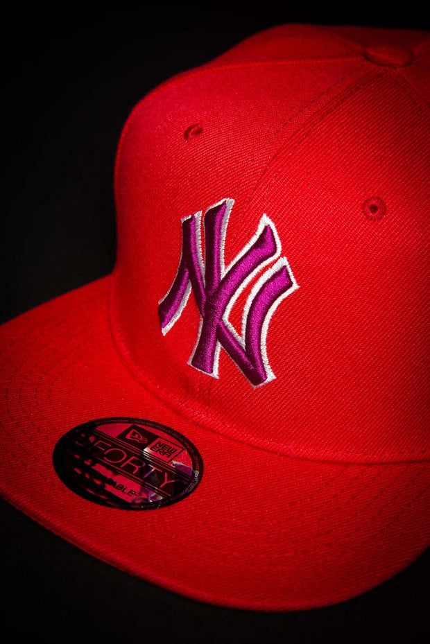 New York Yankees Love Hearts 9Forty New Era Snapback Hat