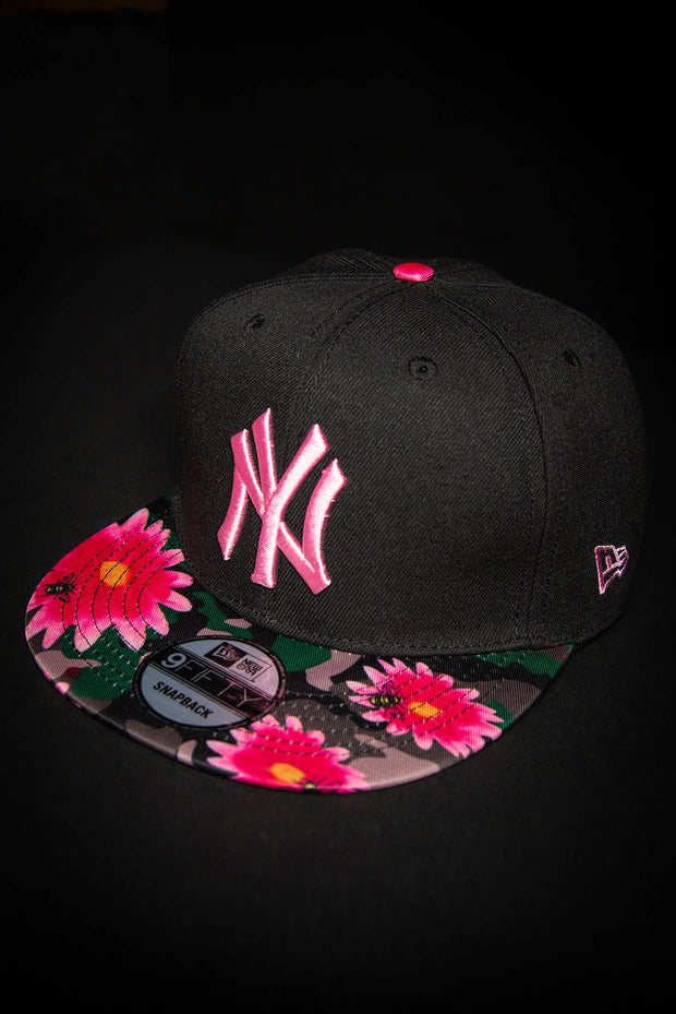 New York Yankees Floral Bees 9Fifty New Era Fits Snapback Hat