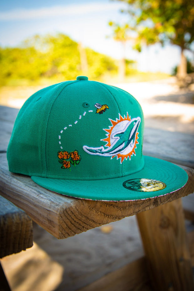 Miami Dolphins Bee Spring Floral 9Fifty New Era Fits Snapback Hat