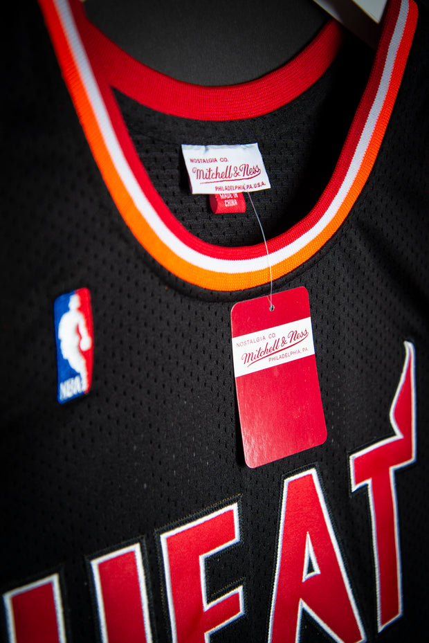 Dwyane Wade Legacy Mitchell & Ness Miami Heat Special Edition Jersey -  Super AAA