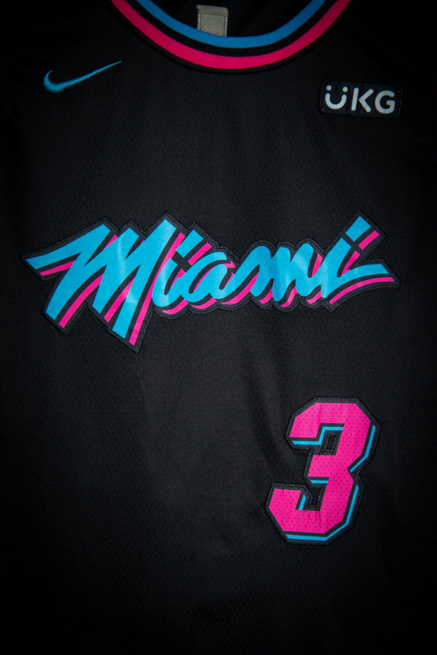 100% AUTHENTIC DWYANE Wade Nike Miami Heat Vice City Jersey Size