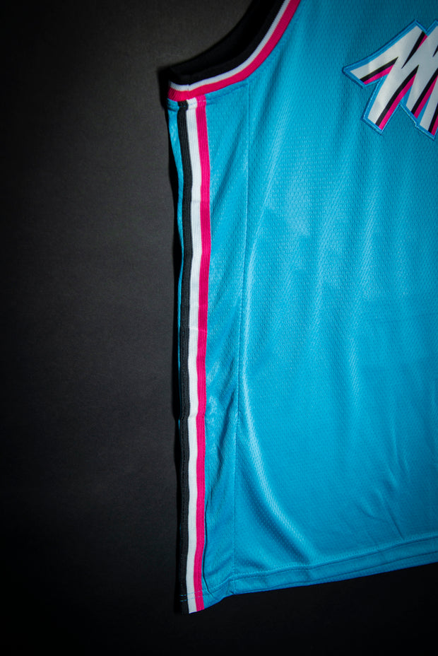Nike Basketball NBA Miami Heat Swingman jersey in pink/blue