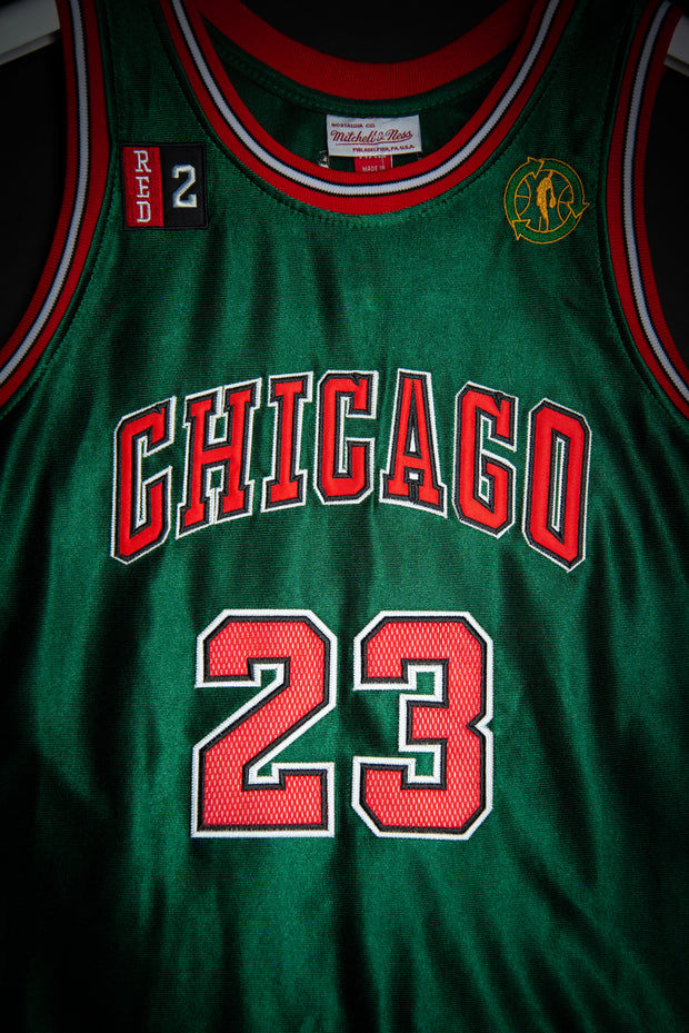 chicago bulls green shirt