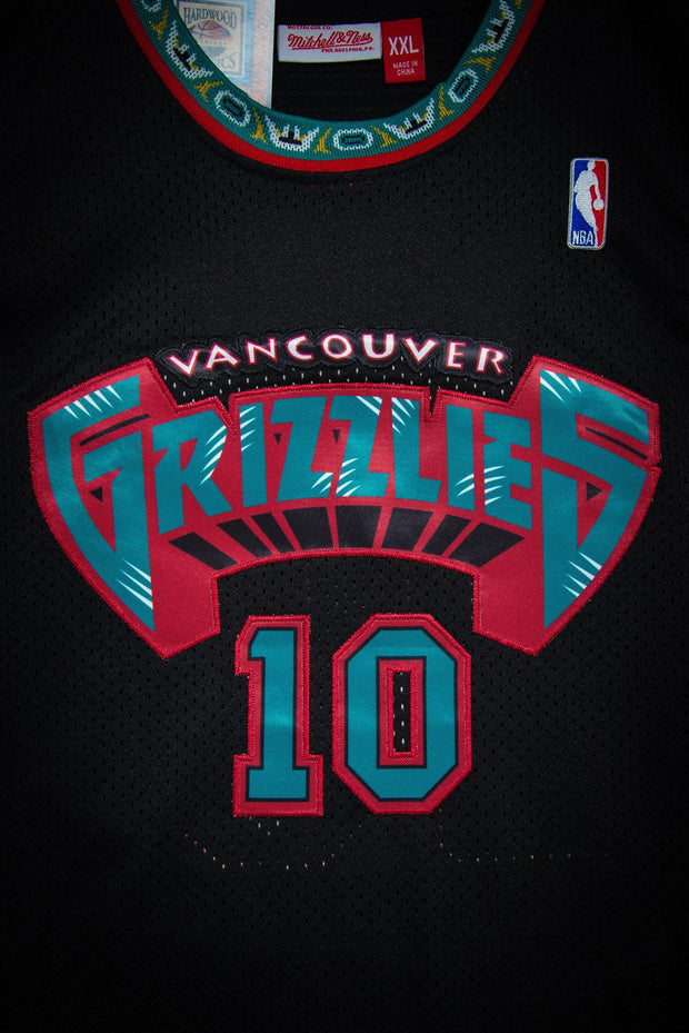 Grizzlies are bringing back logo, jerseys from their Vancouver