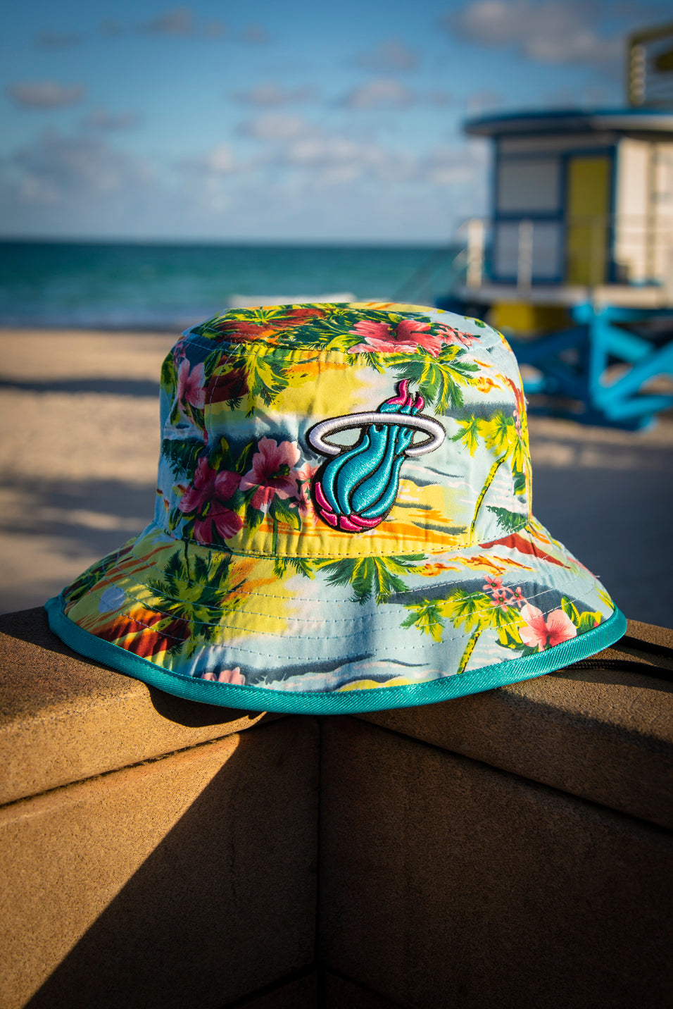 New Miami Heat Vice Edition Alternate 39Thirty Stretch Cap