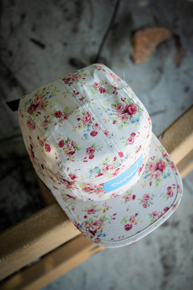 Diamond Supply Red Floral 5 Panel Snapback Diamond Supply Hats Diamond Supply Red Floral 5 Panel Snapback Diamond Supply Red Floral 5 Panel Snapback - Devious Elements Apparel